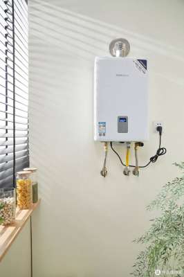 燃?xì)鉄崴髟诠ぷ鲿r(shí)火焰呈黃焰并伴有黑煙是怎么回事?