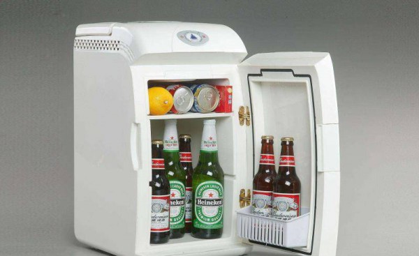 冰箱風扇響怎么回事?