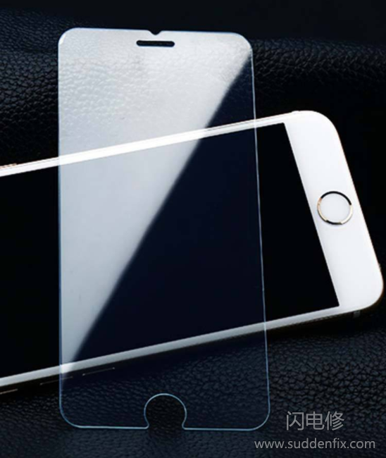 手機(jī)“裸奔”需謹(jǐn)慎,為何幾千塊錢的手機(jī)屏幕不如鋼化膜耐刮?