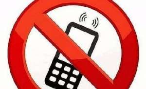 資訊-終于在飛機(jī)上持“證”玩手機(jī)：東航國內(nèi)首家開放