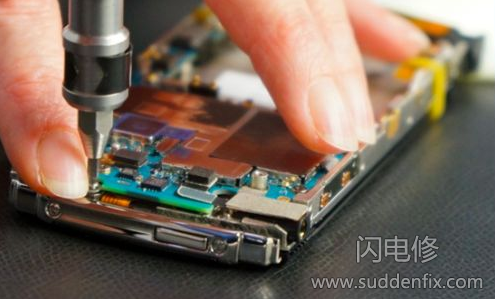 路邊維修手機(jī)店五句話暗藏套路，不懂就要被坑錢(qián)！