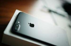 iPhone7 plus手機突然黑屏怎么維修？