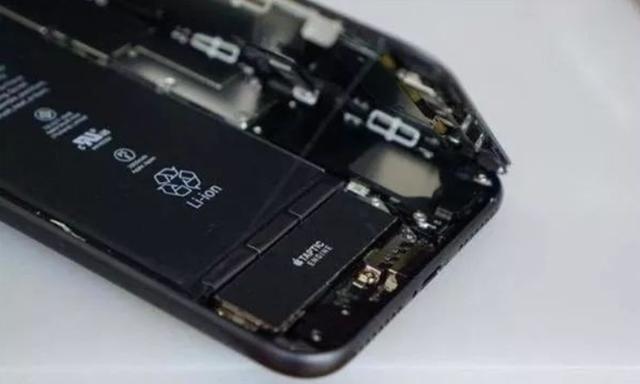 蘋果降頻門，蘋果電池門，蘋果手機維修