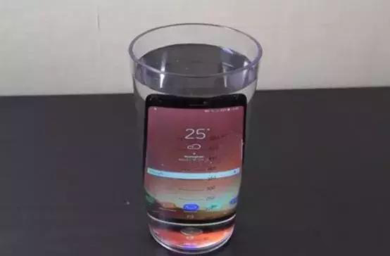 手機進水怎么辦，手機防水功能