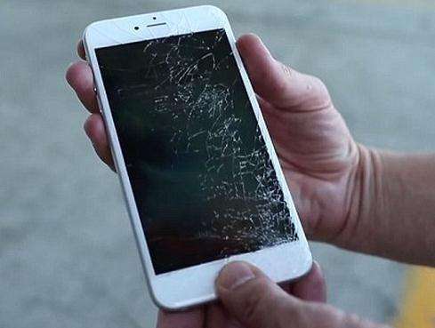 手機維修工程師:這些行為zui有可能導致手機報廢