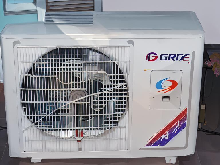 空調(diào)一開就噼里啪啦的響是怎么回事？