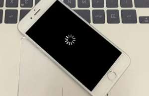 蘋果手機(jī)死機(jī)了怎樣強(qiáng)制重啟?