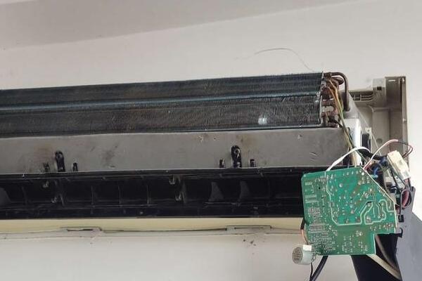 新安裝的空調不涼怎么回事？