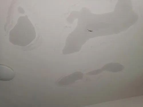 屋頂漏水zui實(shí)用的解決辦法！