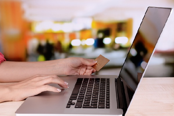 怎么設(shè)置兩臺電腦共享文件?兩個(gè)電腦共享文件怎么設(shè)置?