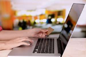 怎么設(shè)置兩臺電腦共享文件？兩個電腦共享文件怎么設(shè)置？